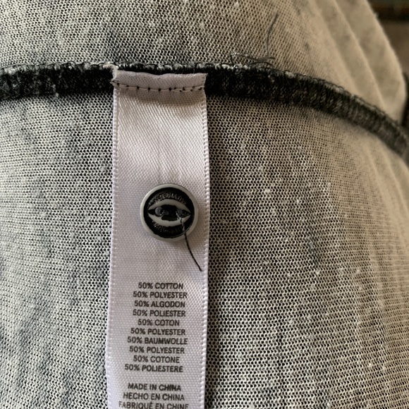 Alternative gray sheer top - Picture 3 of 3